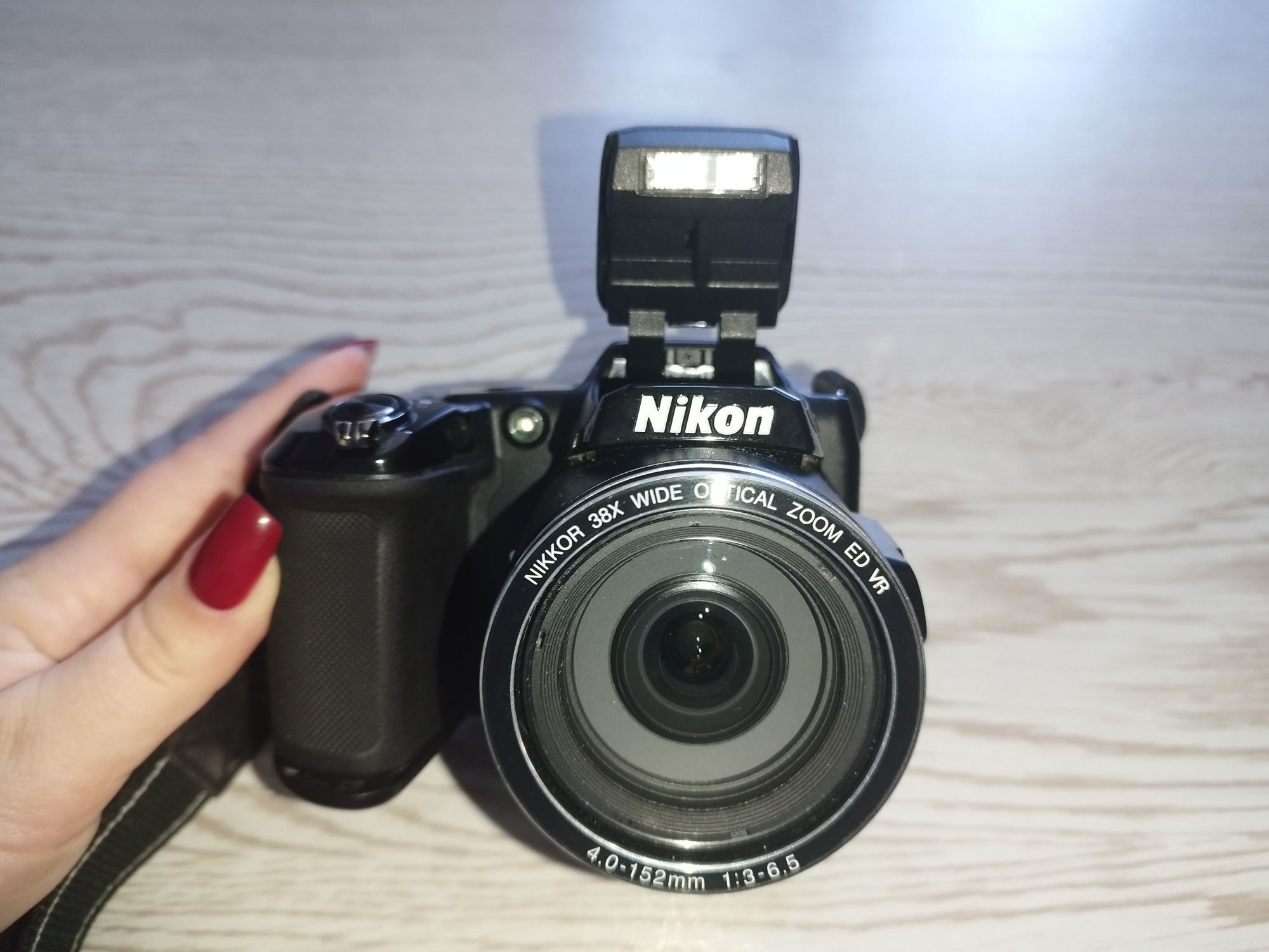 Продам Nikon Coolpix L840