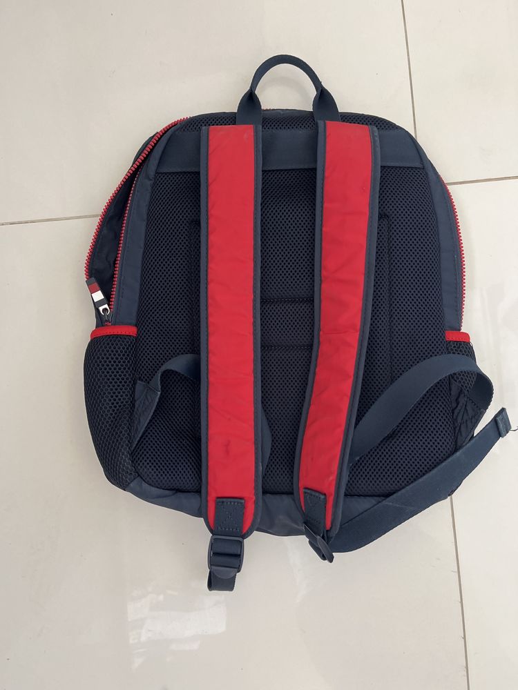 Plecak Tommy Hilfiger granatowy