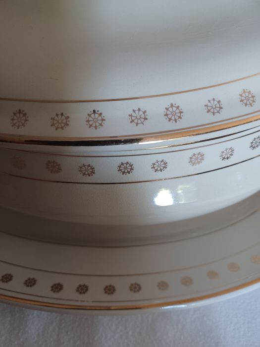 Terrina e travessa sacavém