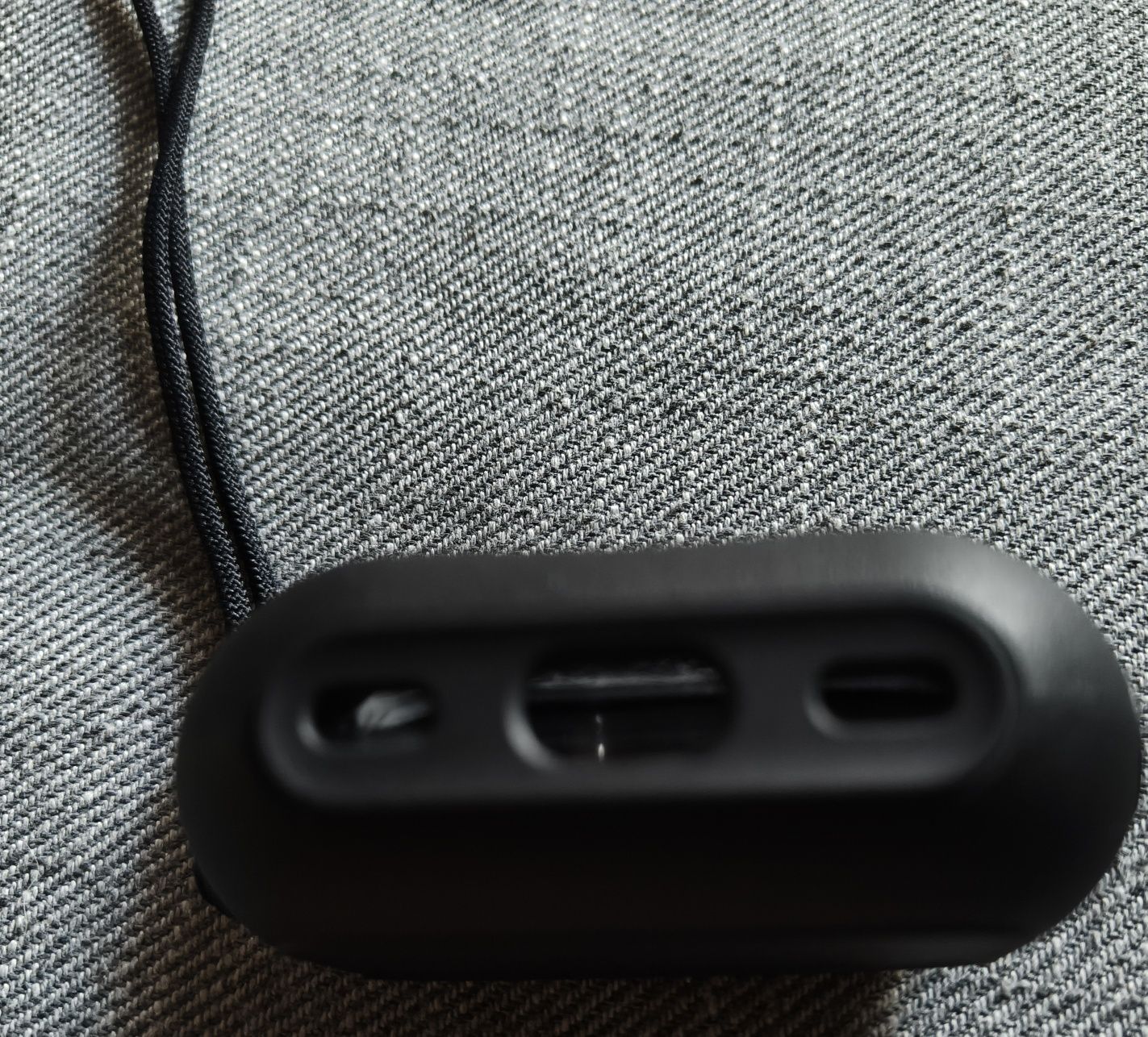 Esr Orbit Halolock Magsafe dla Apple Airpods 4
