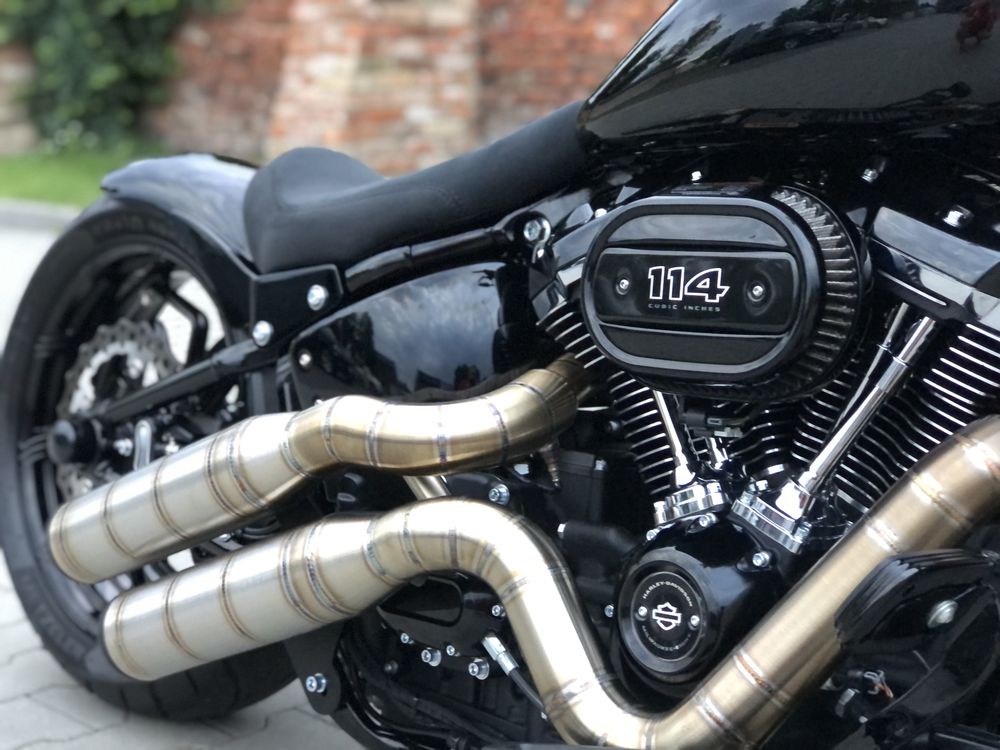 Harley Davidson FLHCS Heritage Softail 114” Custom