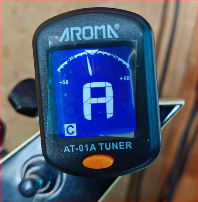 Тюнер универсальный Aroma. Батарейка в комплекте