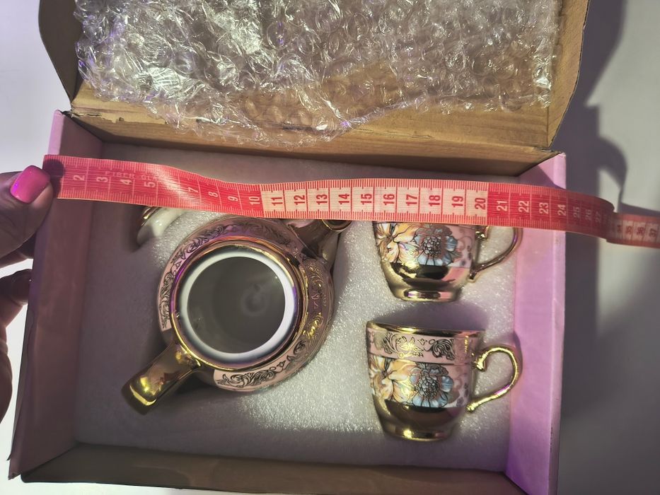 Zestaw czajniczek filiżanki