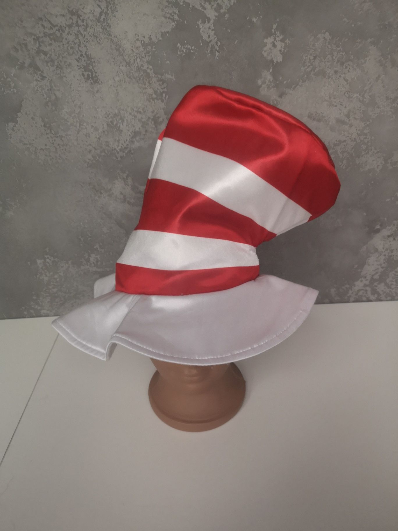 Детская карнавальная шляпа цилиндр dr Seuss 3 4 года хелоуин утренник