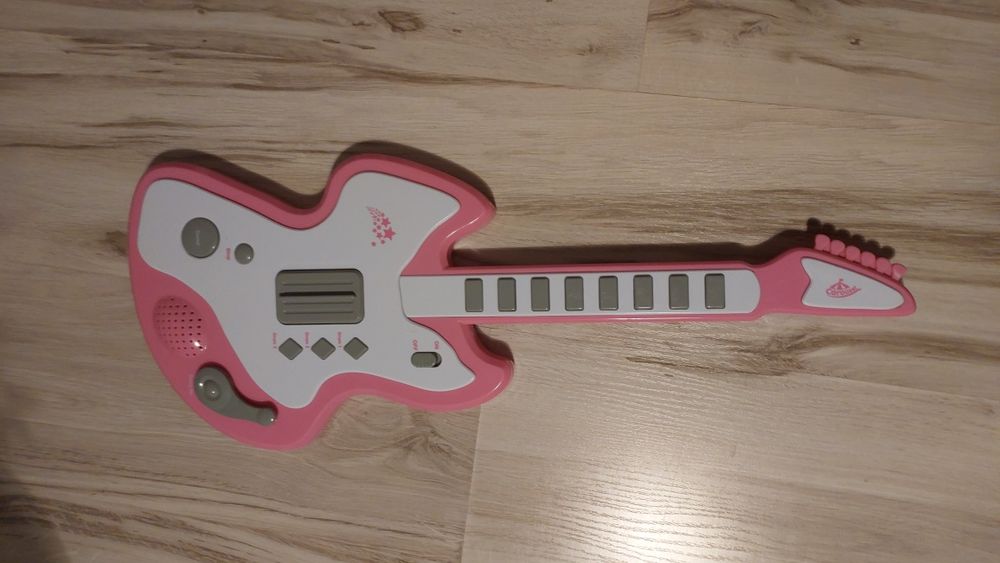 Grająca gitara dla dziewczynki