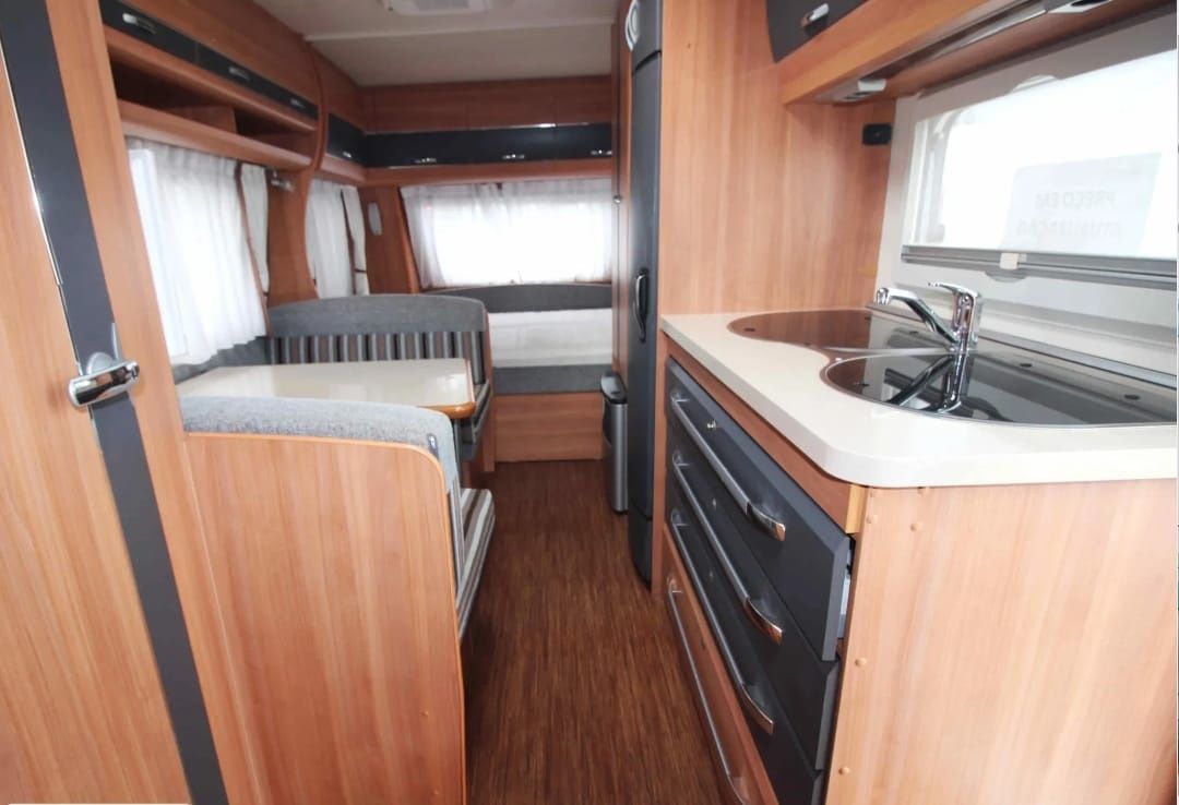 Caravana Hobby De Luxe 490 KMF