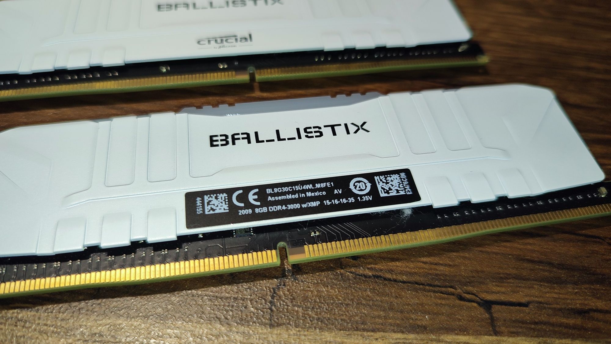ОЗУ DDR4 Crusial Ballistix 2x8Gb RGB білі