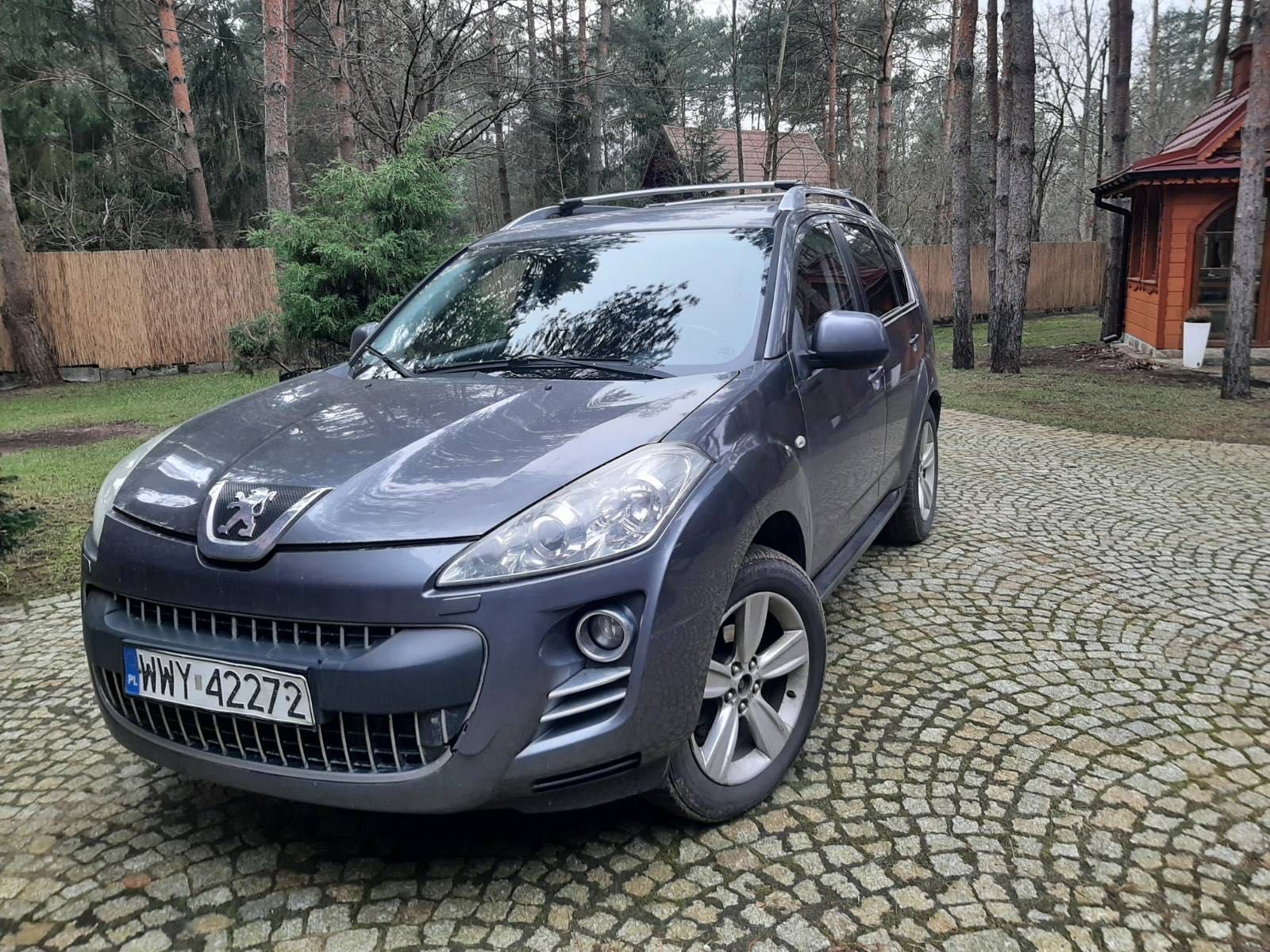 Peugeot 4007 2.2HDI Platinum 260tyś km 4x4 7 osobowy hak