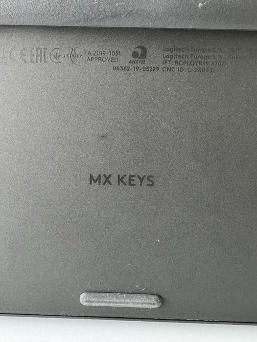 Teclado mx keys Logitech