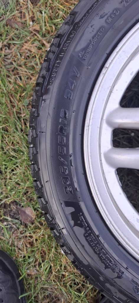Opony całoroczne 205/55R16