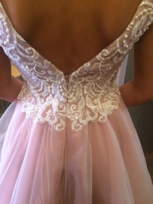 Шикарное необычное свадебное или выпускное платье пудрового цвета!