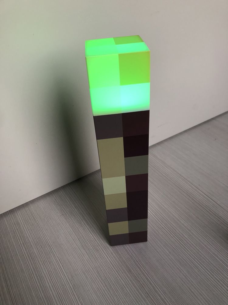 Minecraft pochodnia lampka