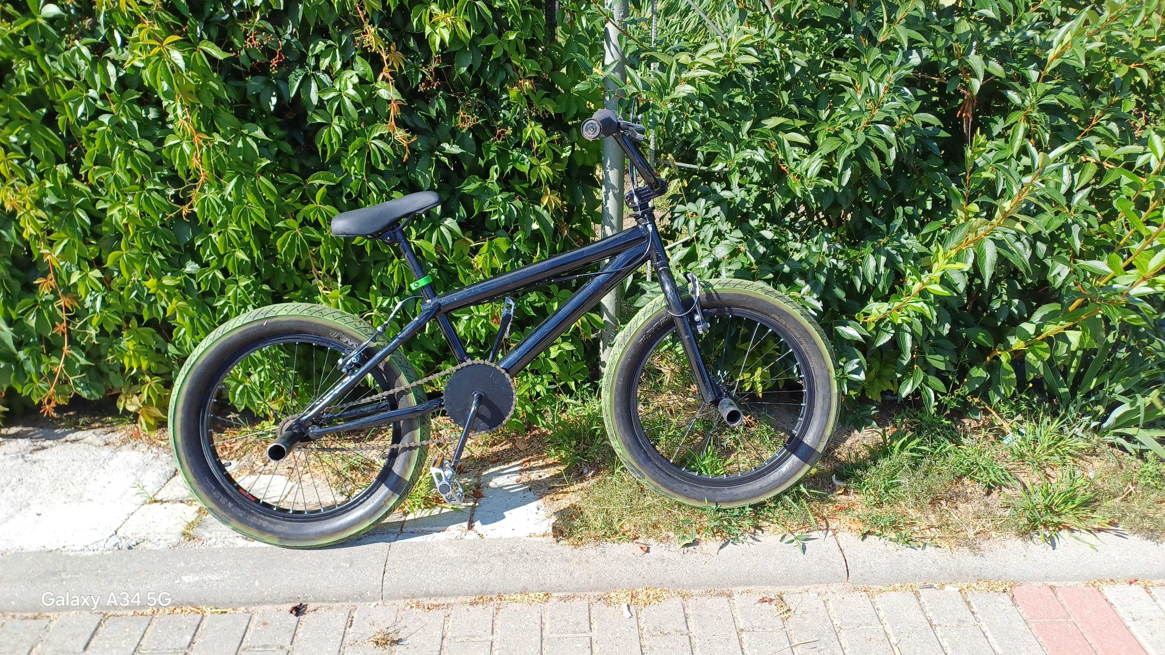 Bmx Fatt (bez naklejek)