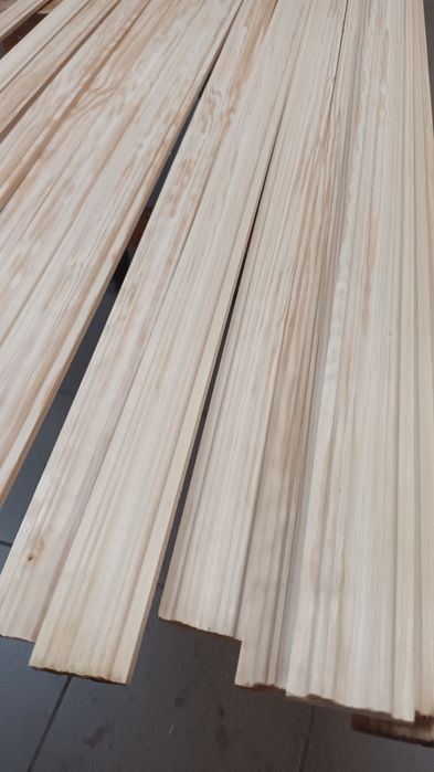 Listwa ozdobra wykończeniowa frezowana sosna