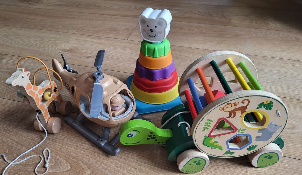 Zestaw zabawek- puzzle, sorter, helikopter