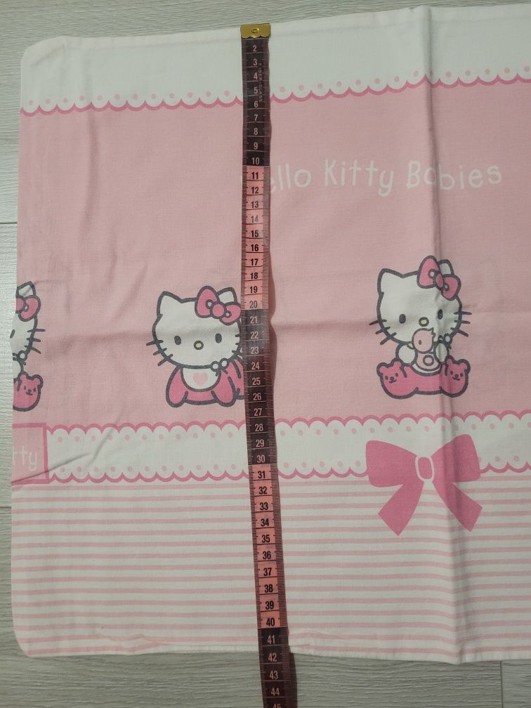 Pościel dla dziewczynki z Hello Kitty.