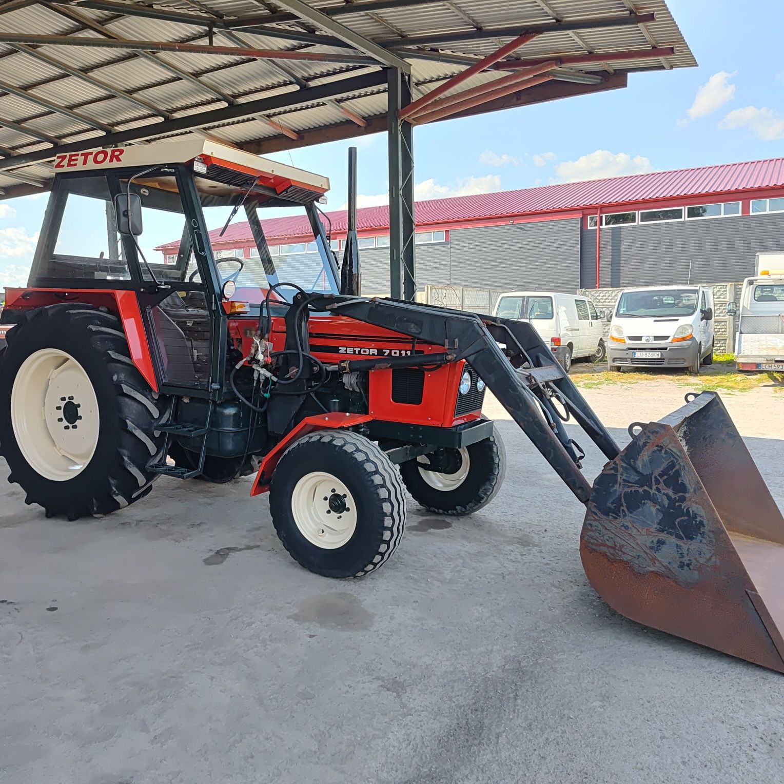 Zetor 7011 z ładowaczem Szwecjia