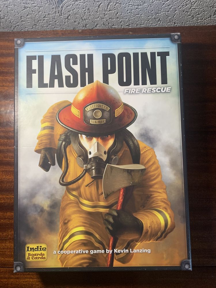 Настольная игра Flash Point: Fire Rescue / Точка Возгорания: Пожарные