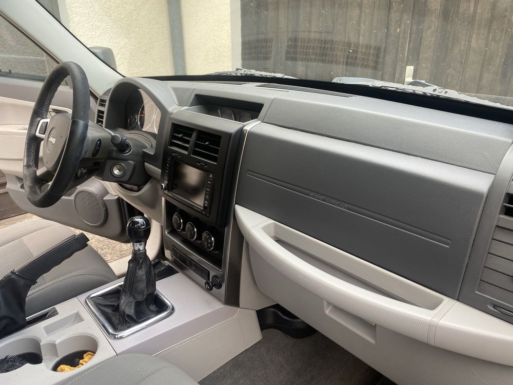 Jeep Cherokee IV KK, 2008, 2.8crd, manual