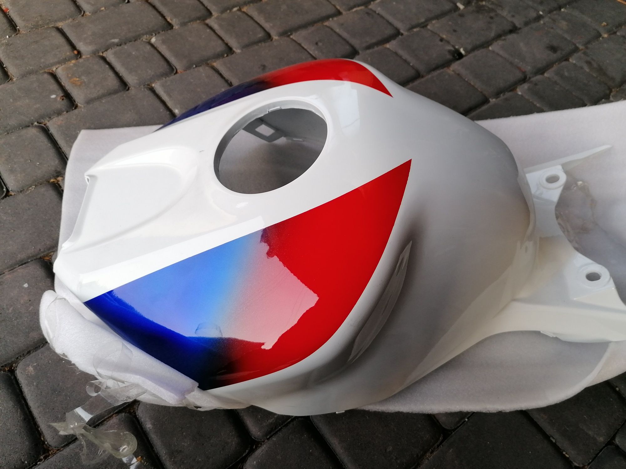 Bak zbiornik paliwa nakładka hrc plastiki Honda cbr 1000rr sc57