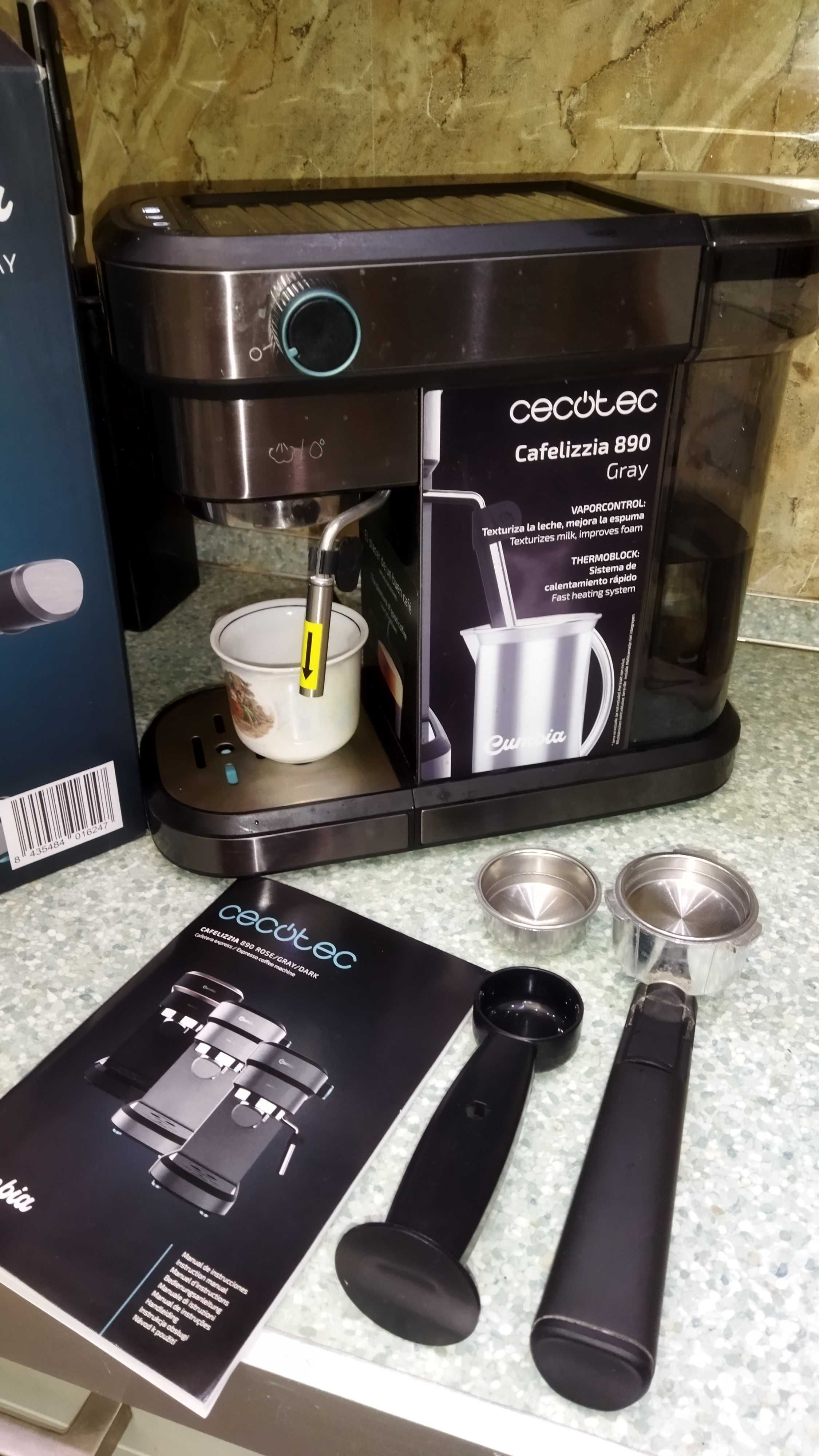 Кавоварка рожкова CECOTEC Cafelizzia 890 Gray CCTC-01624