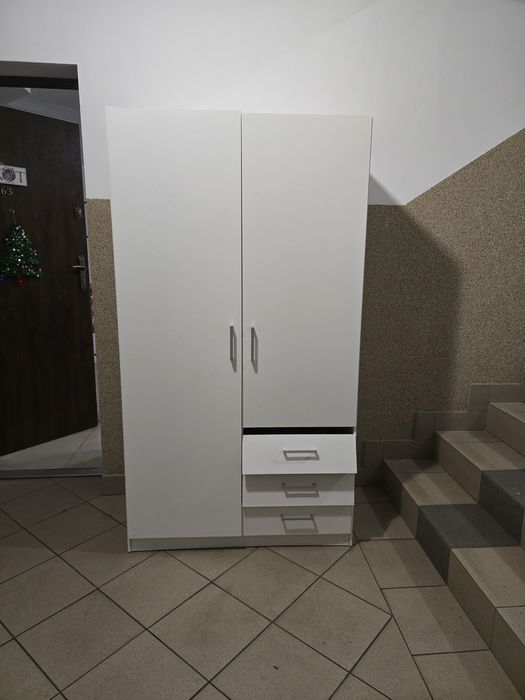 Szafa biała.  Okazja.