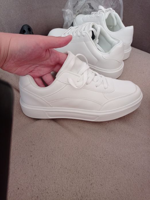 Кеди , кросівки, білі , 42-43 розмір, 27 см