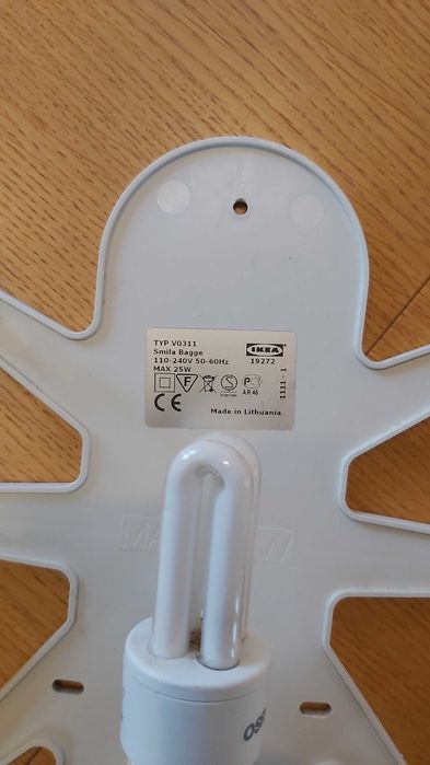 Lampka ścienna biedronka z IKEi