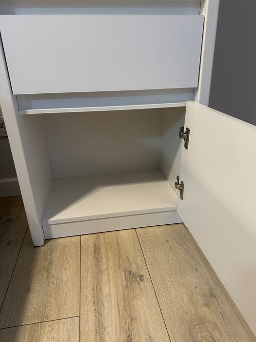 szafka z witryną - stan bardzo dobry