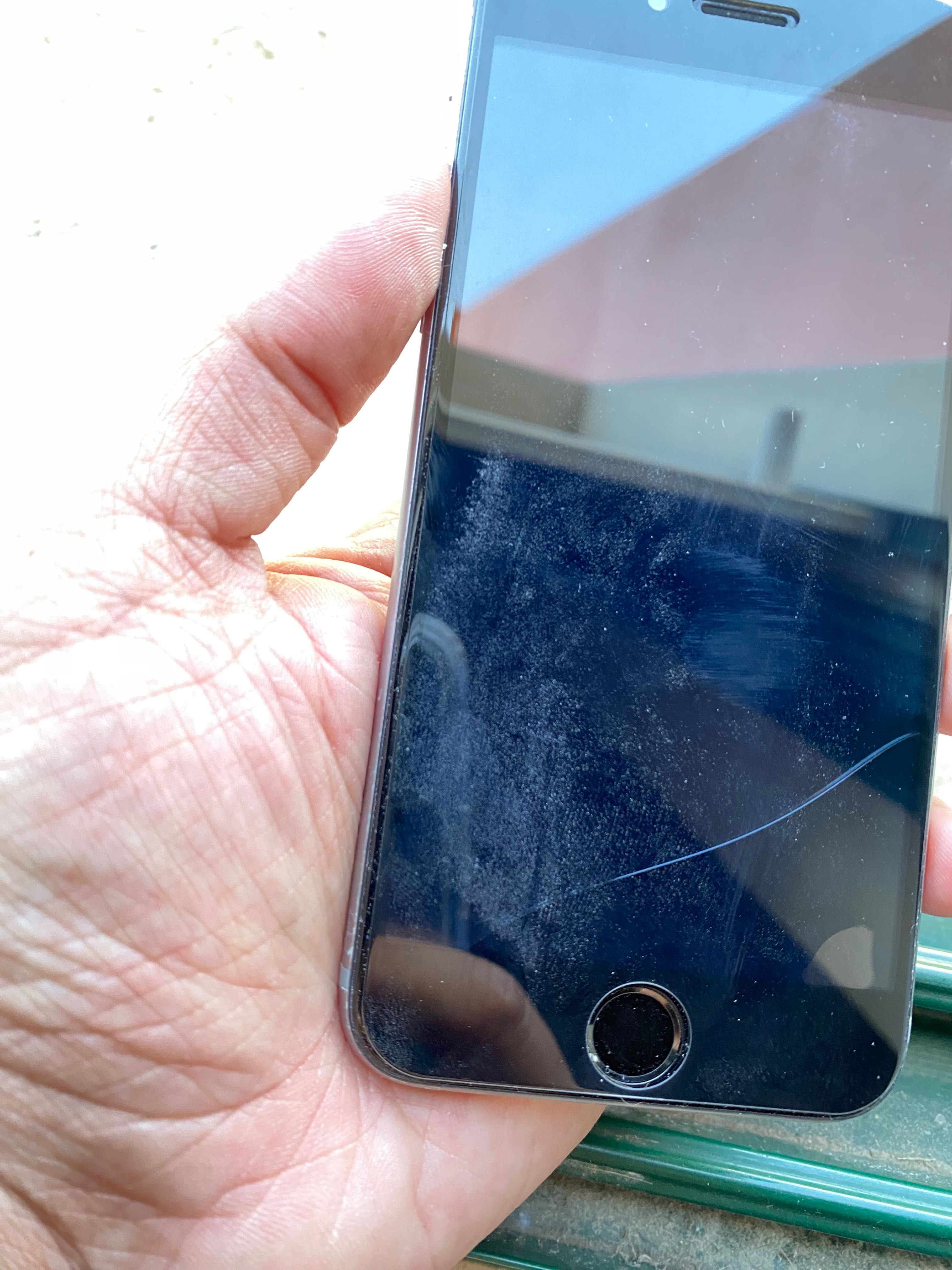 iPhone 6s  usado para desocupar