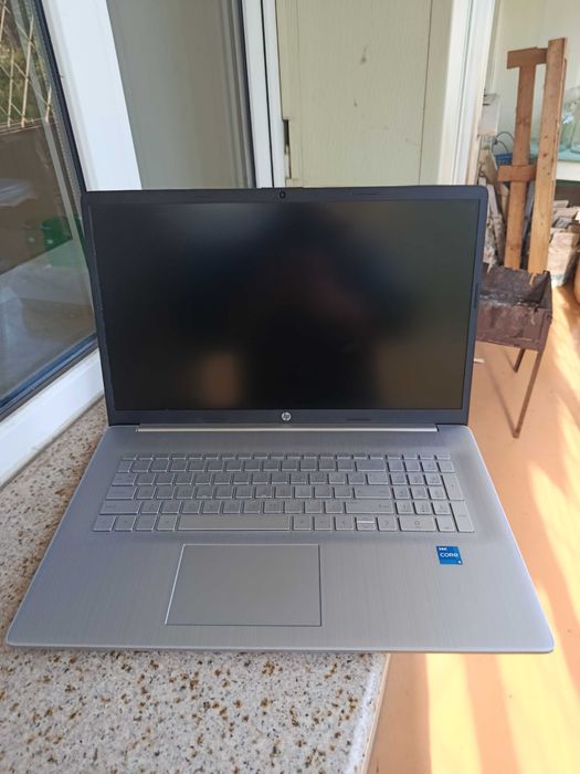 Ноутбук HP-17CN1053cl