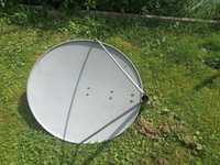 antena satelitarna wraz z uchwytem i konwenterem