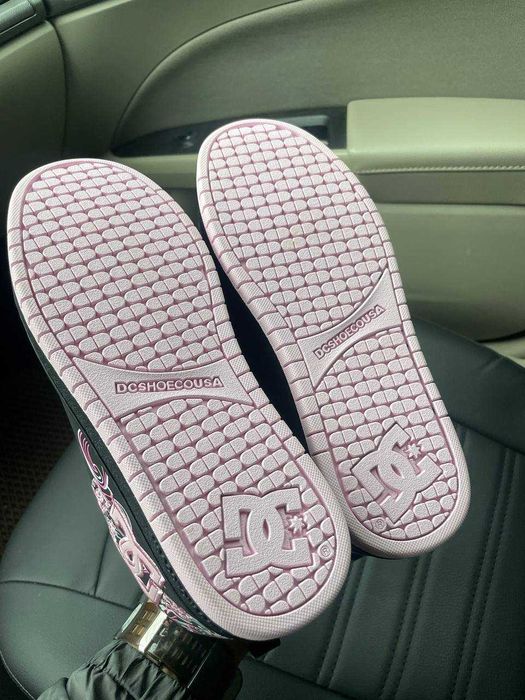 Женские кроссовки DC Shoes Court Graffik "Black/Pink" Размеры 36-41