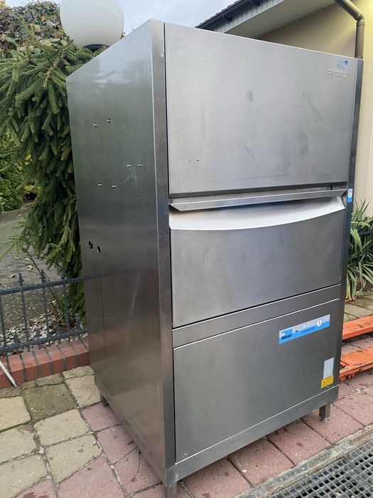 Zmywarko wyparzarka gastronomiczna Meiko FV 130.2