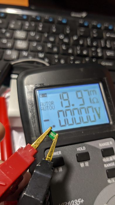 YR1035+ XR1 тестер внутрішнього опору акумуляторів 18650