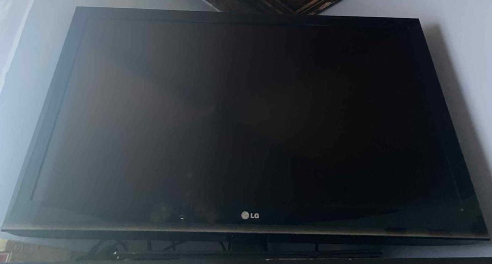 Telewizor LG 42 cale.