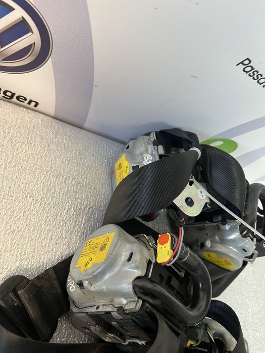 Ремні безпеки паски безпеки Passat B8 Пассат Б8