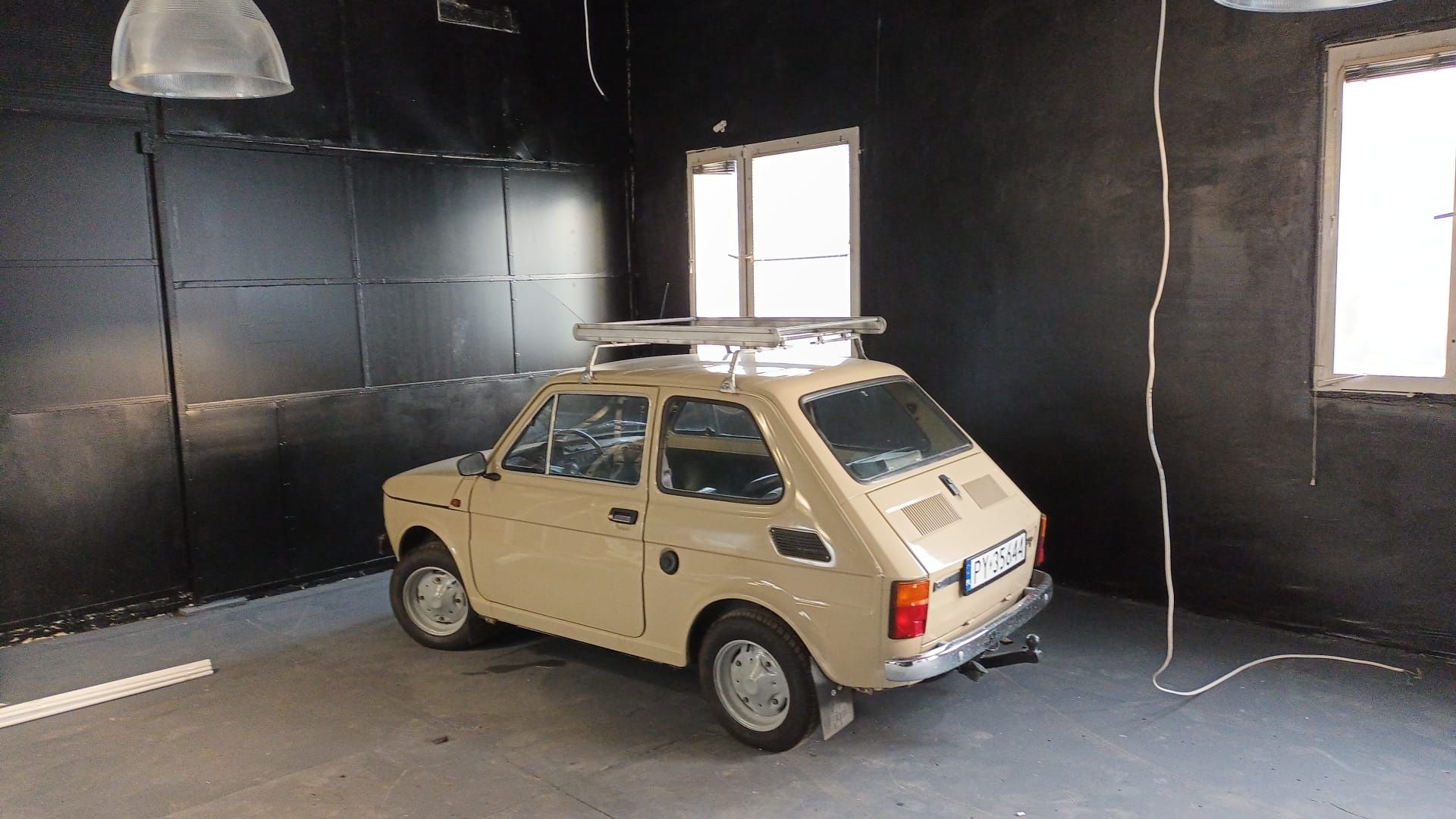 Fiat 126p 1979 • 600ccm • 70 000 km • Dachowy bagażnik + hak + przycze
