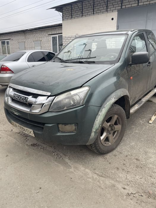 Продам Isuzu Pikap