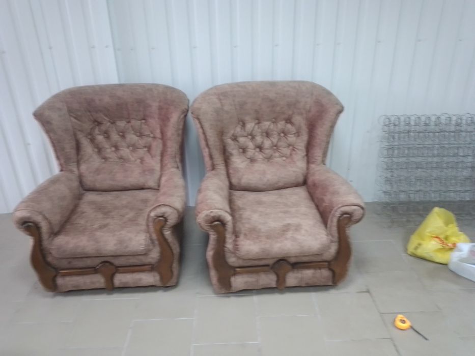 Перетяжка мягкой мебели.