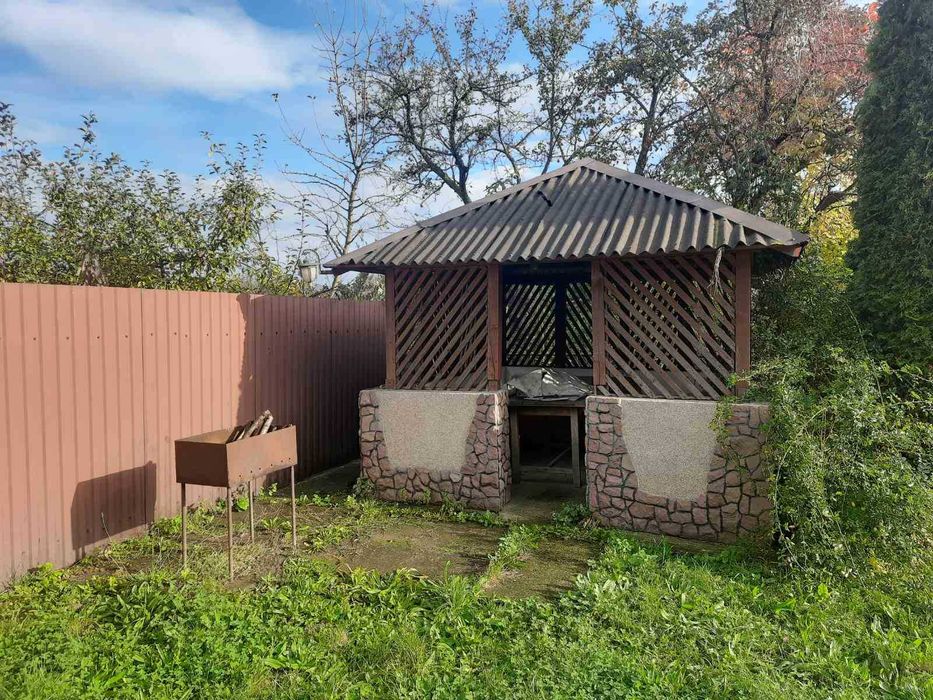 Продається будинок у Єзуполі, поруч Івано-Франківська