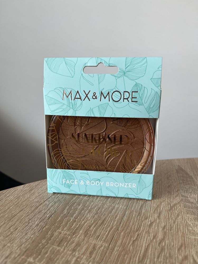 Bronzer rozświetlający lśniący do twarzy i ciała sunkissed glow 14,5g