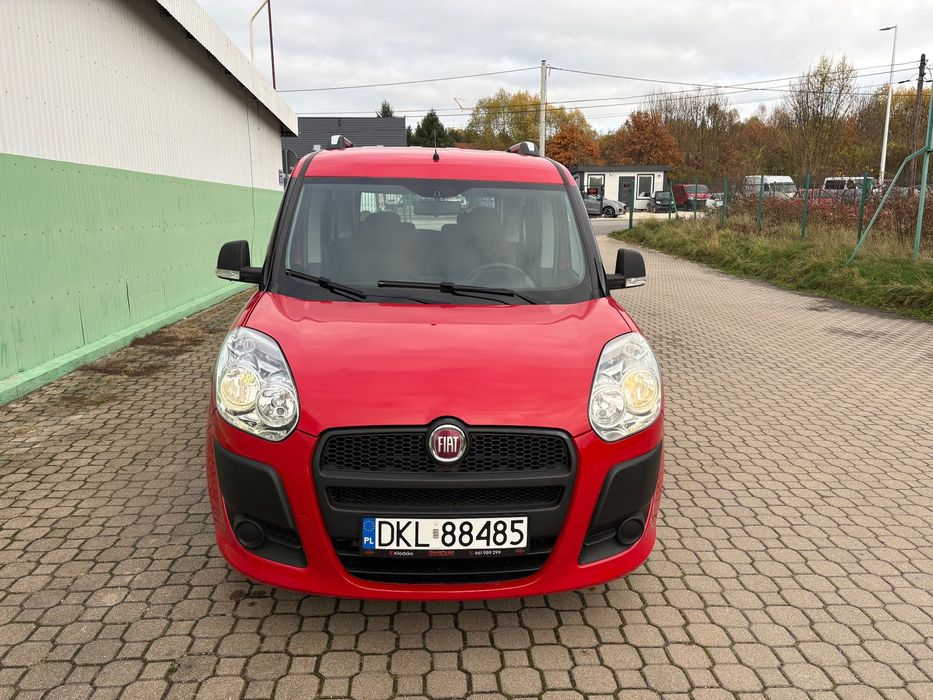 Fiat Doblo Zarejestrowany 7 osób benzyna