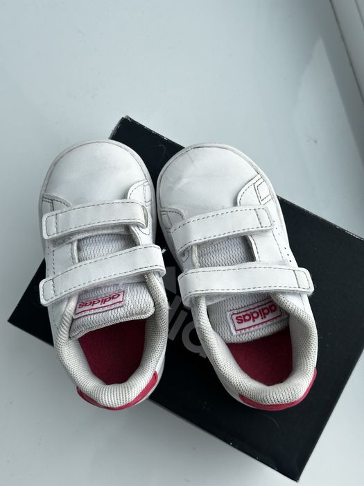 Дитячі кросівки Adidas 22р.
