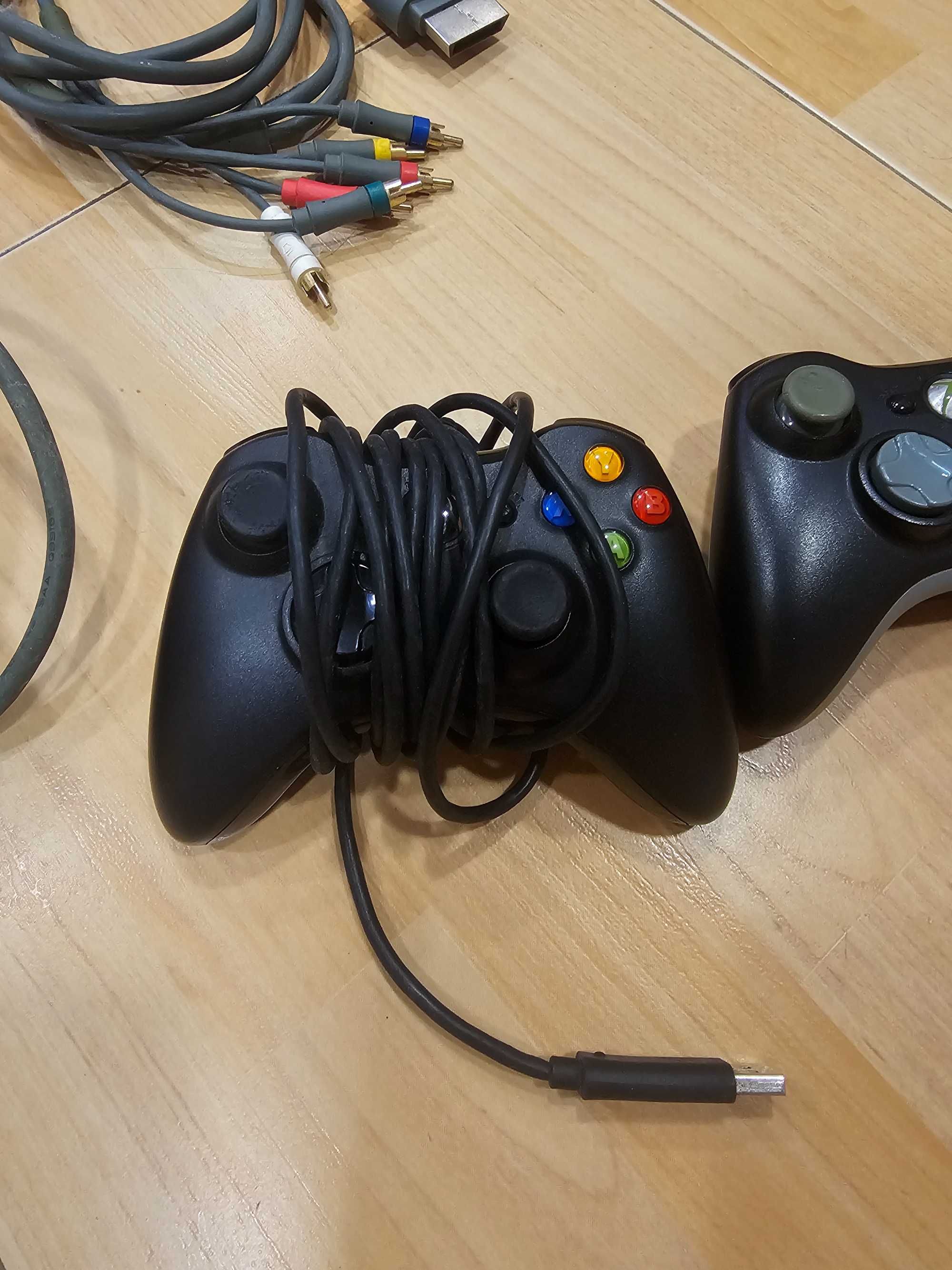 Xbox 360 + Jogos + Comando