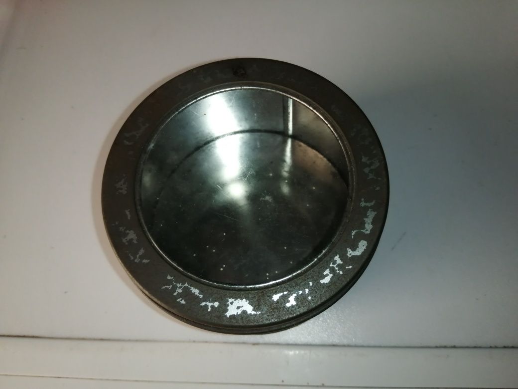Caixa antiga de decoração