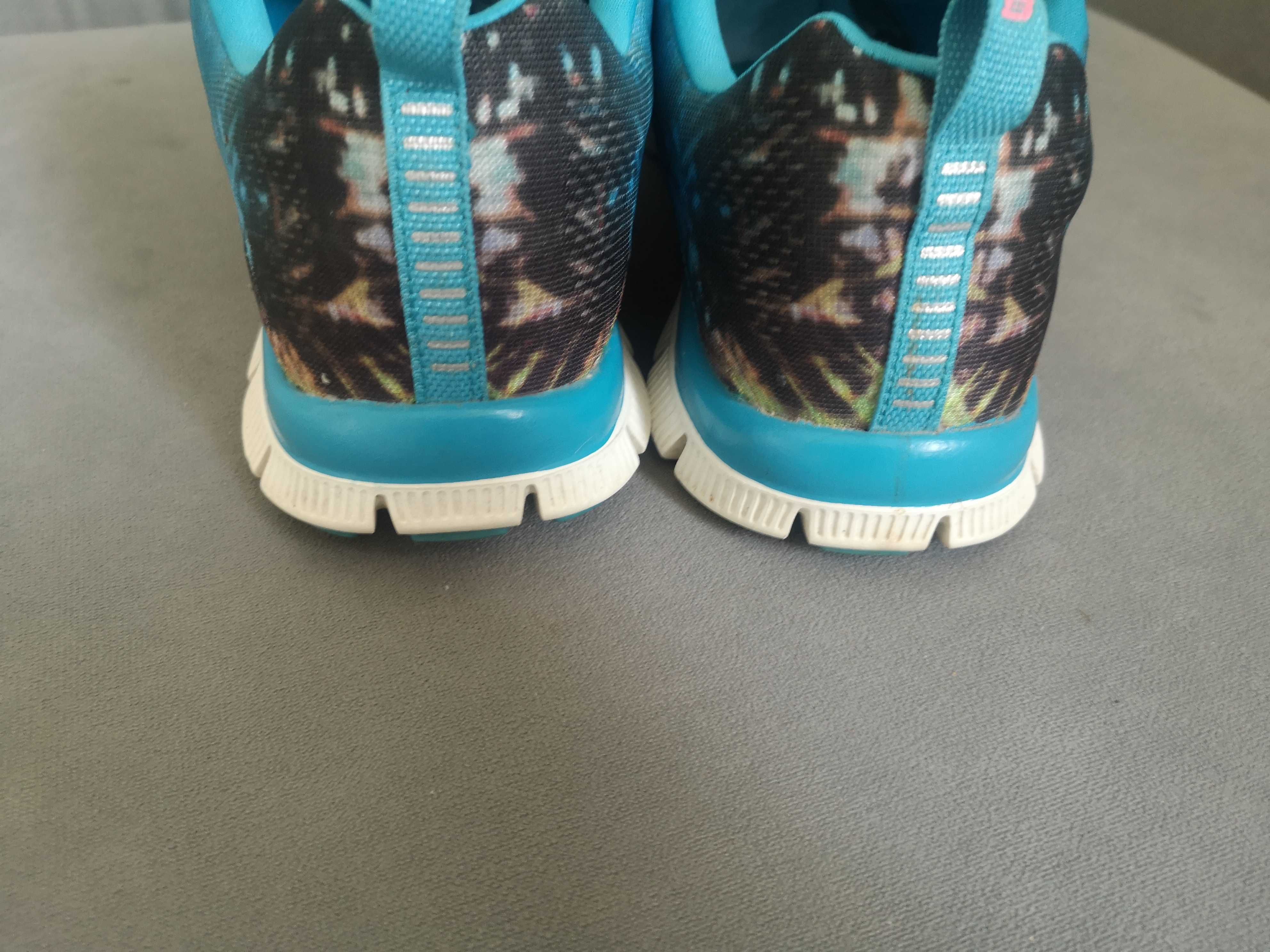 Buty Skechers r.39.5 oddychające