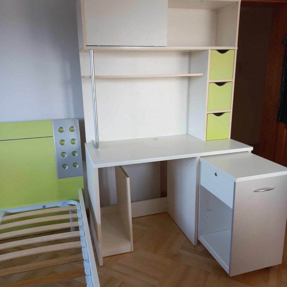 Mebele do pokoju, łózko, biurko, szafka nocna
