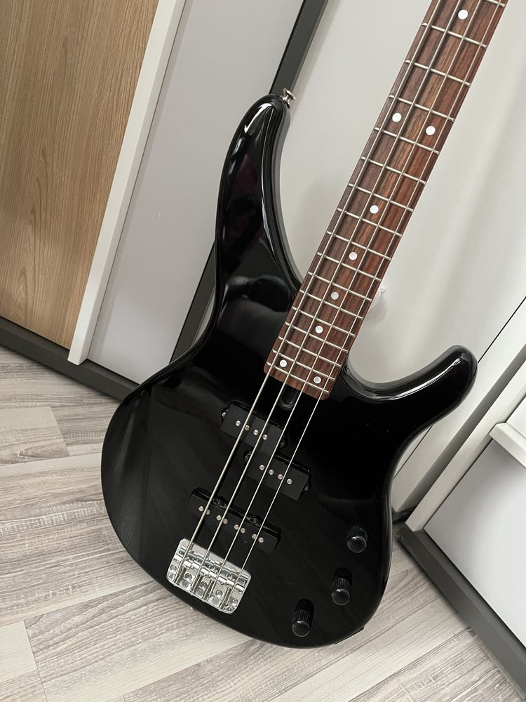 Gitara Basowa Yamaha TRBX174 BL