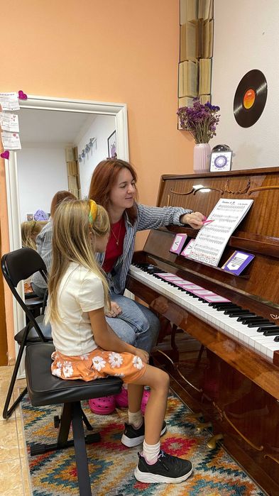 Уроки Фортепіано ДЛЯ ДІТЕЙ Київ, Онлайн/Офлайн м.Звіринецька